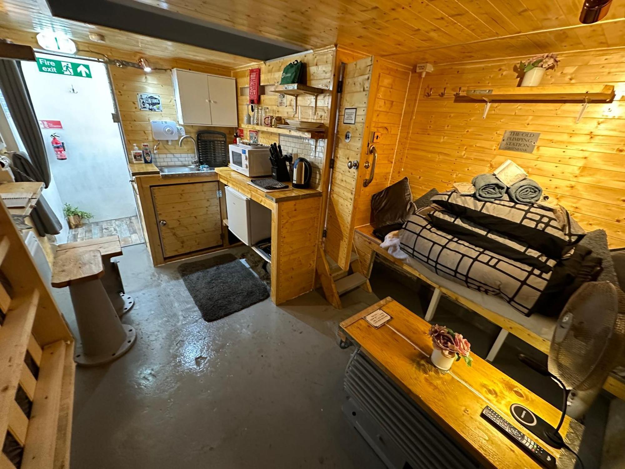 The Old Water Pumping Station Quirky Underground Hobbit House Apartment Penzance Bagian luar foto