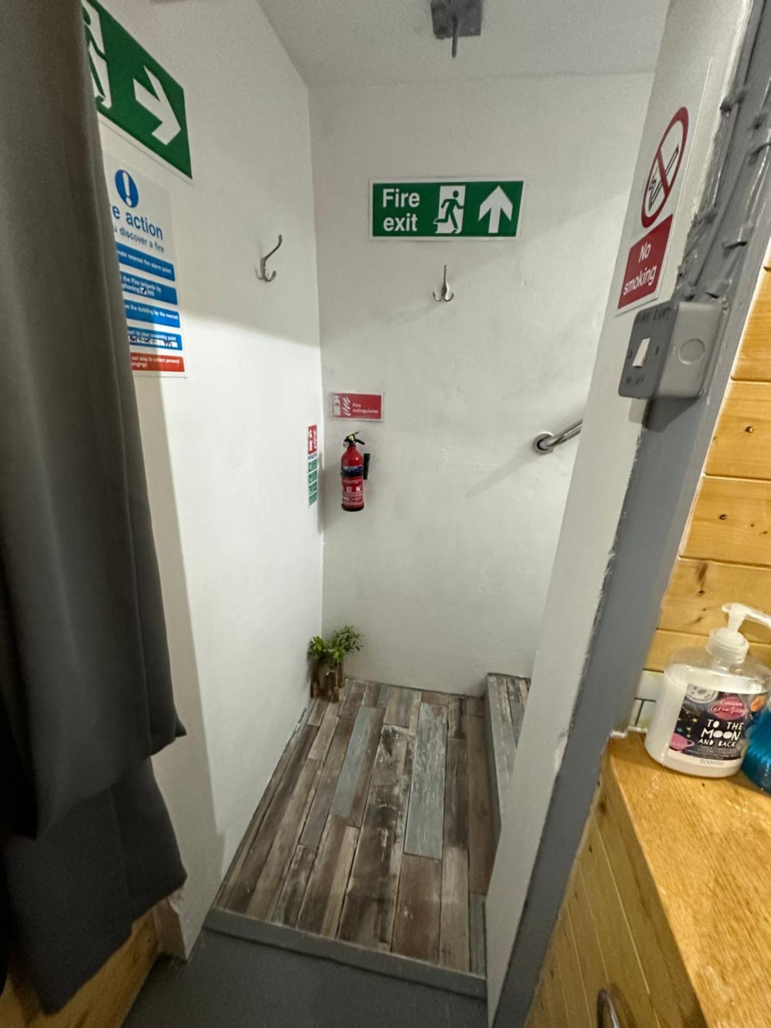 The Old Water Pumping Station Quirky Underground Hobbit House Apartment Penzance Bagian luar foto